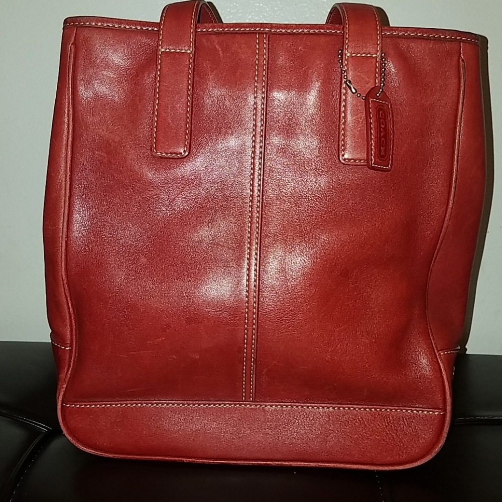 COACH Vintage Hampton Red Leather Tote B3S-7776